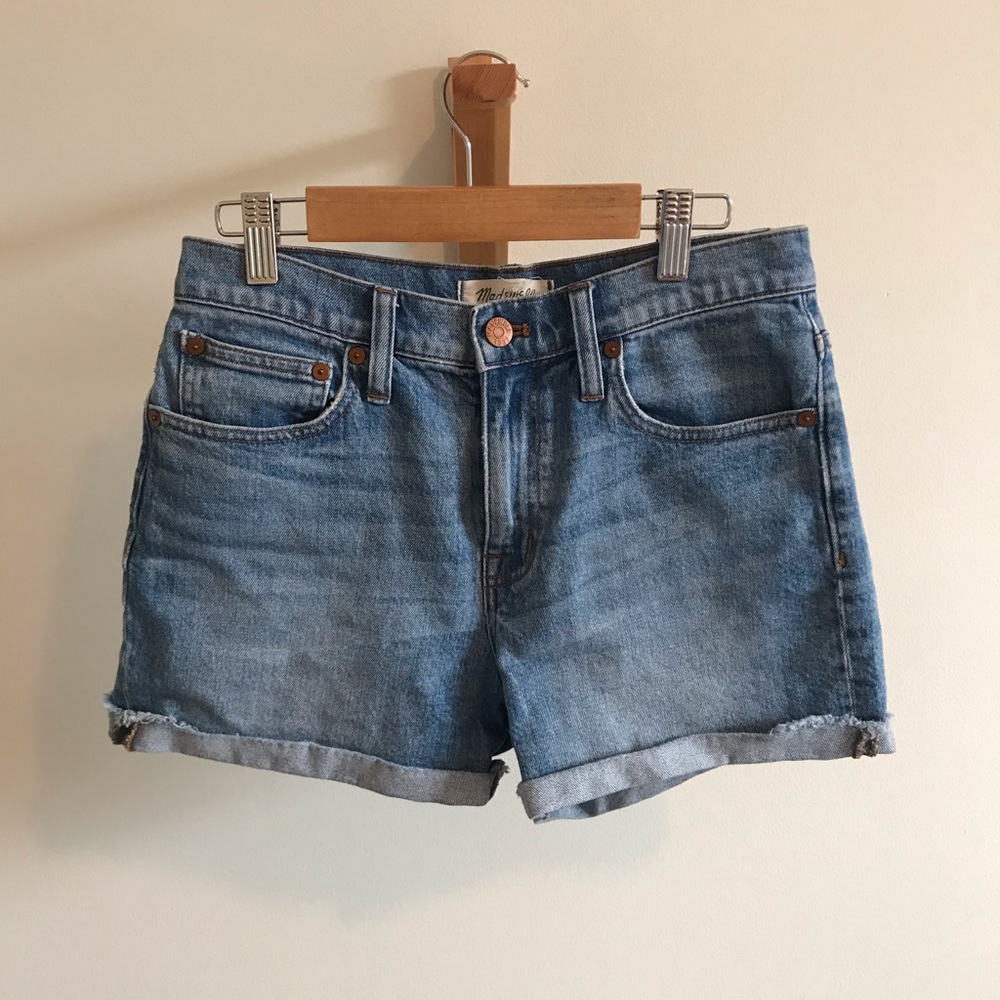 Madewell light wash shorts